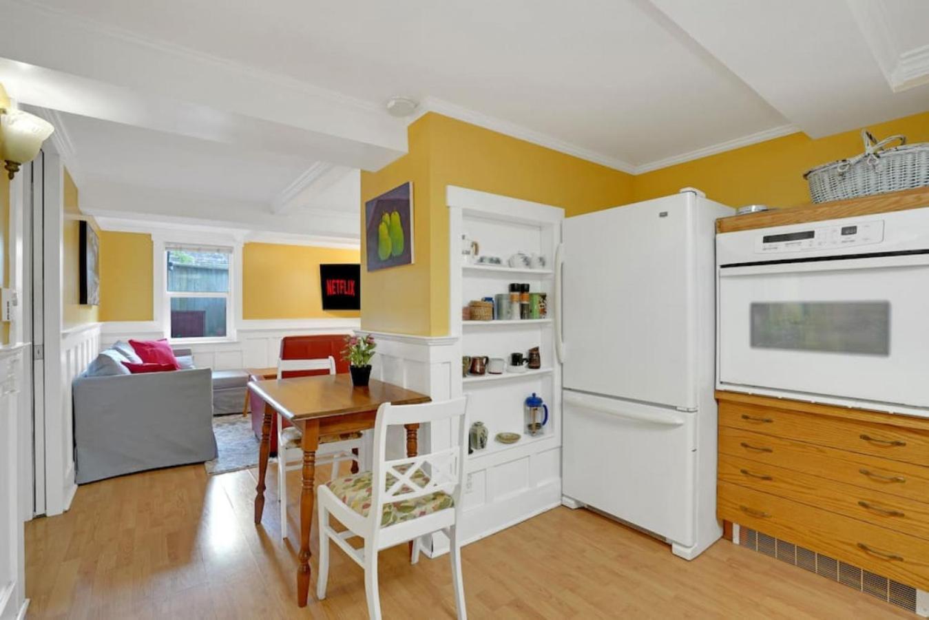 Artsy Private Guest Suite With Outdoor Saloon Vancouver Exterior foto
