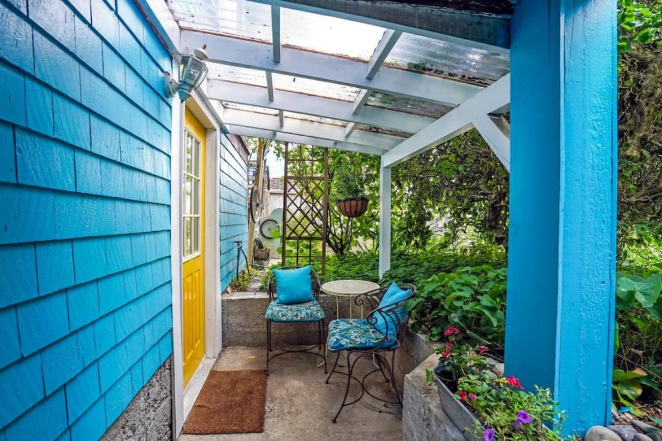 Artsy Private Guest Suite With Outdoor Saloon Vancouver Exterior foto